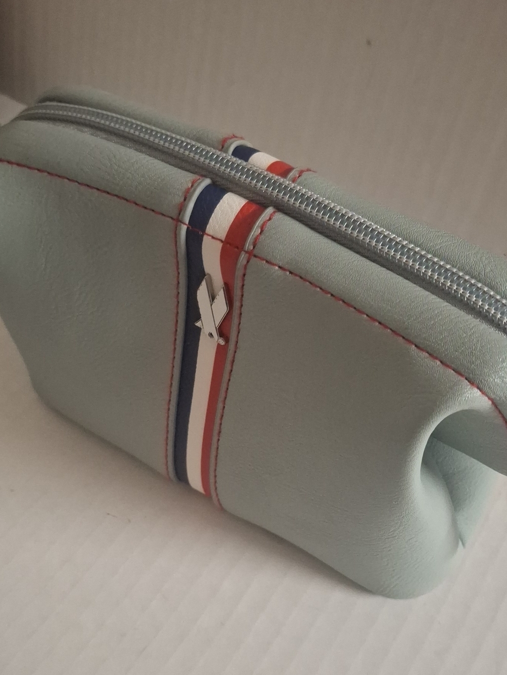 American Airlines 100th Anniversary Centennial Amenity Bag Gray Silverbird